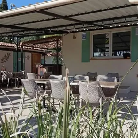 Mobil-home A - Terrasse - Api-1-52-443